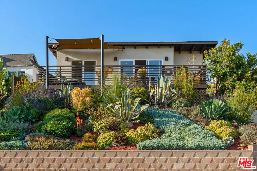 2141 El Jardin Ave, Ventura, CA 93001