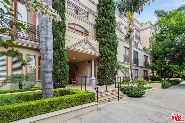 137 S Spalding Dr #404, Beverly Hills, CA 90212