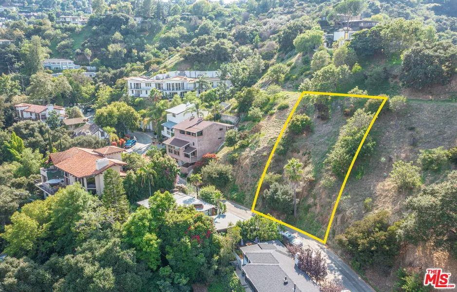 2981 Passmore Dr, Los Angeles, CA 90068