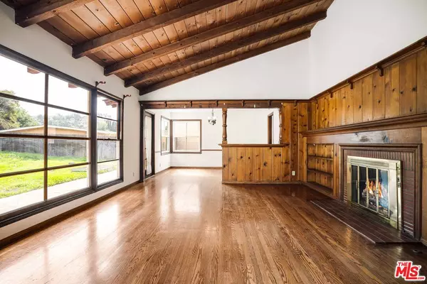 Sunland, CA 91040,10550 Johanna Ave