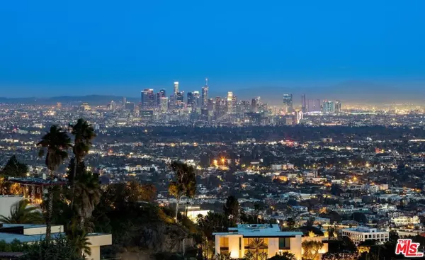 Los Angeles, CA 90069,9443 Sierra Mar Pl