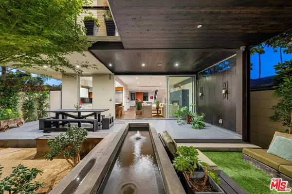 732 Vernon Ave, Venice, CA 90291