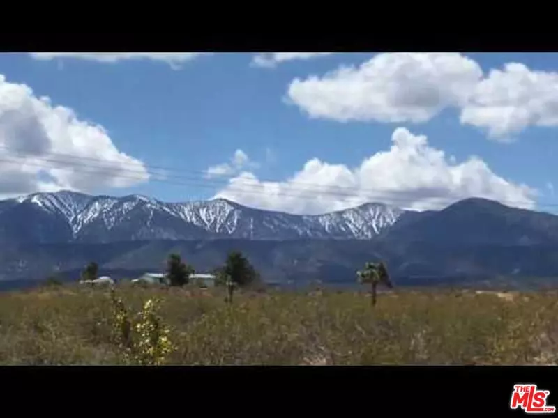 0 VAC/COR 171 STE/AVE T8, Black Butte, CA 93591