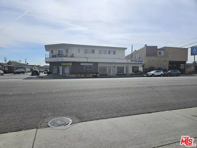 1908 W Redondo Beach Blvd, Gardena, CA 90247