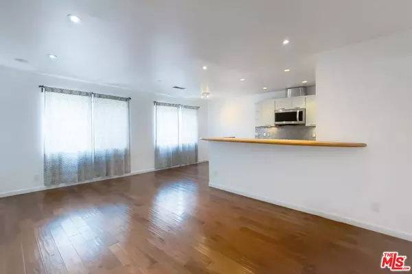 Marina Del Rey, CA 90292,4507 Alla Rd #4