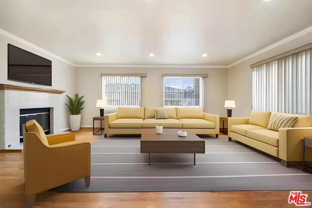 Gardena, CA 90249,13215 Gramercy Pl