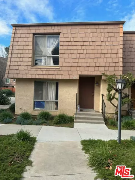 4082 Yankee Dr, Agoura Hills, CA 91301