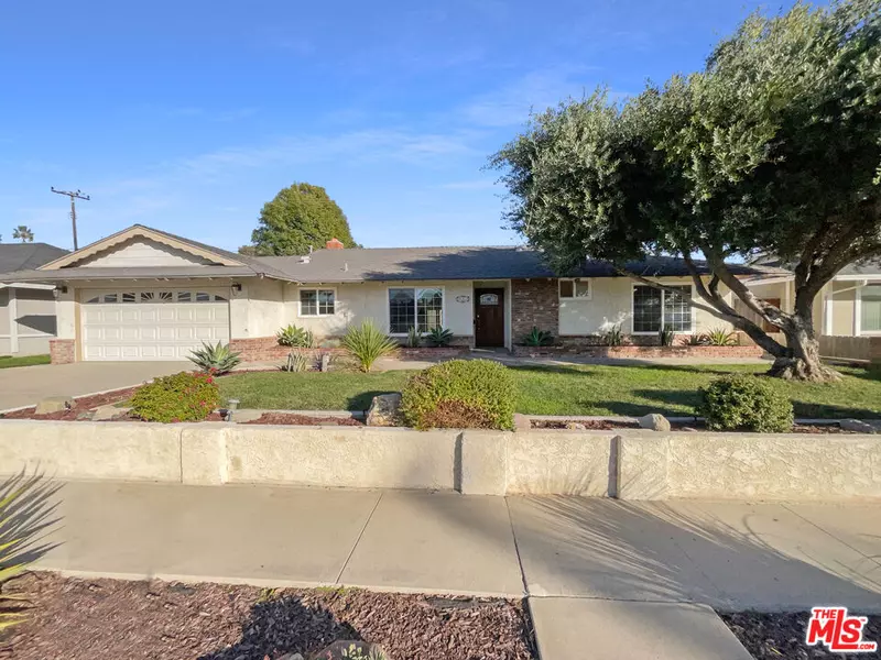 942 Rosewood Ave, Camarillo, CA 93010