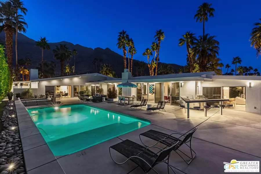 955 W Ceres Rd, Palm Springs, CA 92262