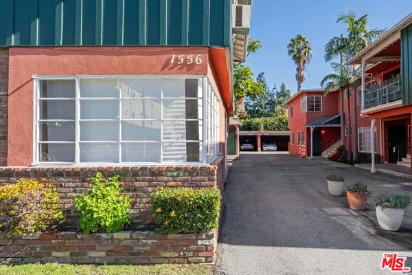 Los Angeles, CA 90027,1554 N Alexandria Ave