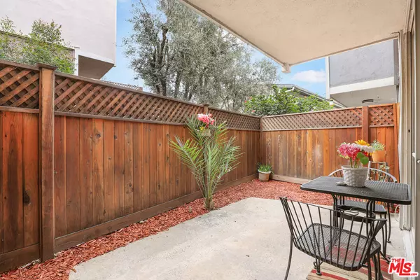 Culver City, CA 90230,6555 Green Valley Cir #113