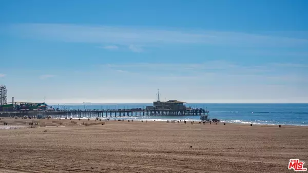 Santa Monica, CA 90401,1351 Palisades Beach Rd #400