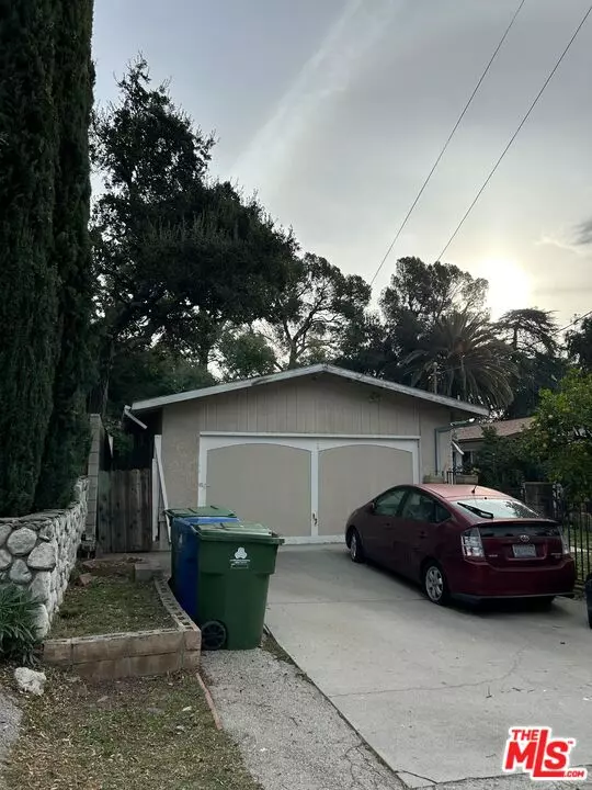 Tujunga, CA 91042,10044 Breidt Ave