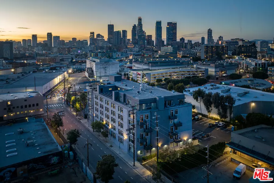 825 E 4th St #601, Los Angeles, CA 90013