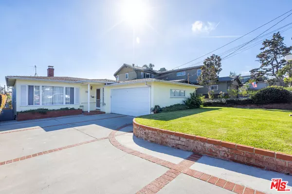 1418 E Oak Ave, El Segundo, CA 90245