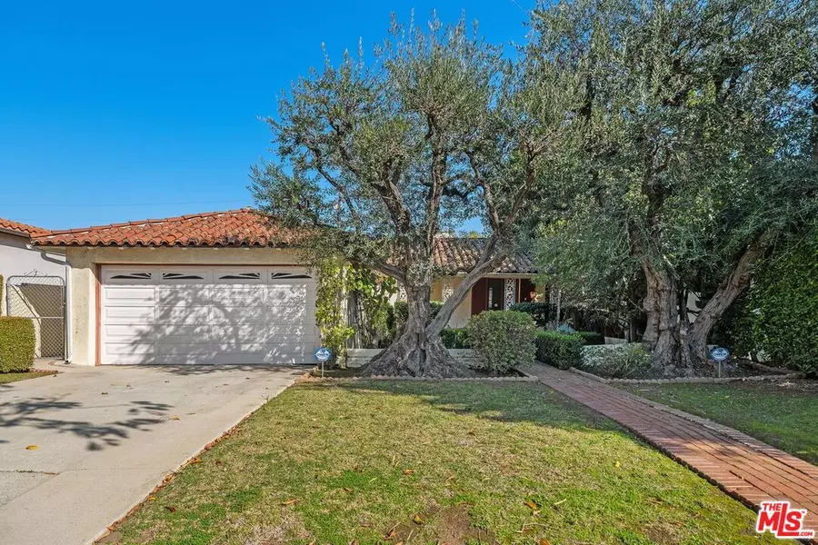 136 S Wetherly Dr, Beverly Hills, CA 90211