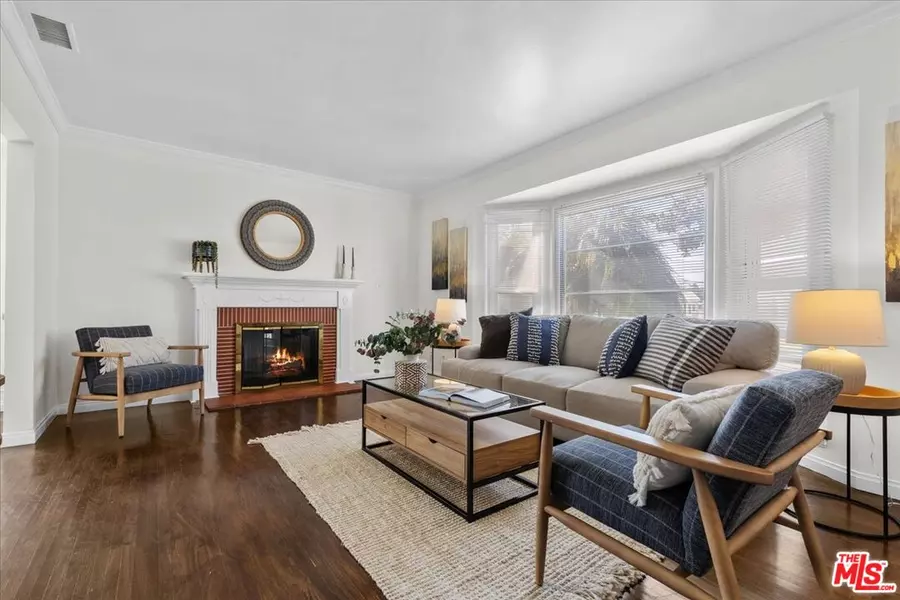 9702 S 7th Ave, Inglewood, CA 90305