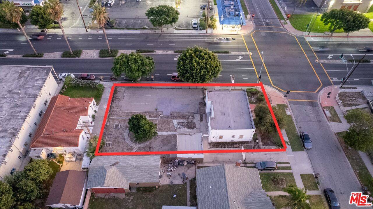 Compton, CA 90221,1301 E Alondra Blvd
