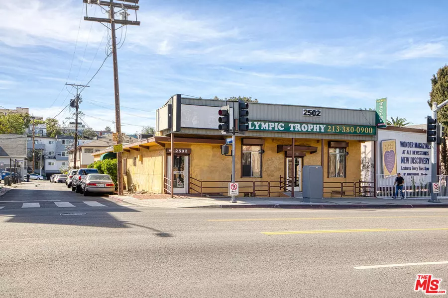 2502 W 3rd St #101, Los Angeles, CA 90057