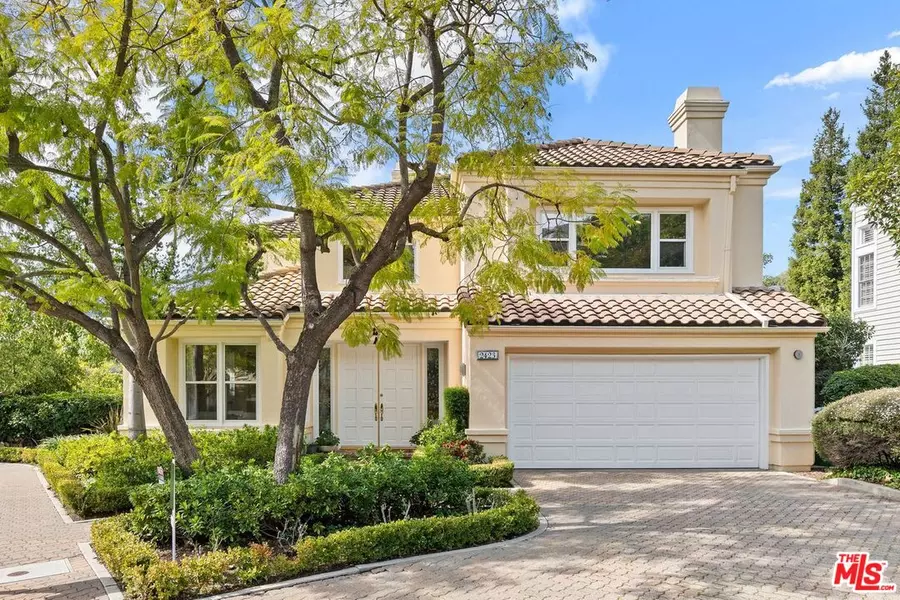 2423 E Claygate Ct, Los Angeles, CA 90077