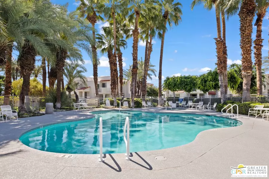 401 S El Cielo Rd #142, Palm Springs, CA 92262