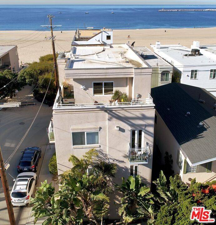 Playa Del Rey, CA 90293,6521 Pacific Ave