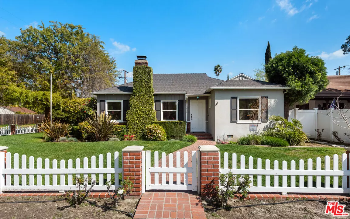 Toluca Lake, CA 91601,4854 Arcola Ave