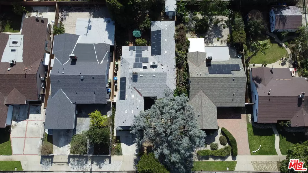 13846 Kittridge St, Valley Glen, CA 91405