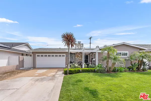 Huntington Beach, CA 92647,7802 Rhine Dr