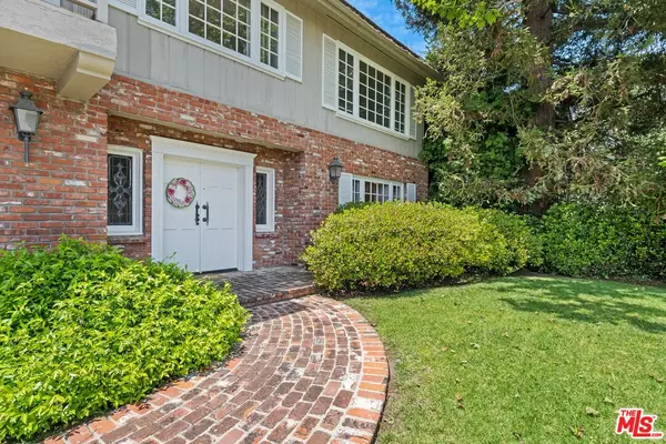 Pacific Palisades, CA 90272,17481 Tramonto Dr