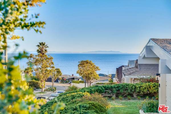 3735 Seahorn Dr, Malibu, CA 90265