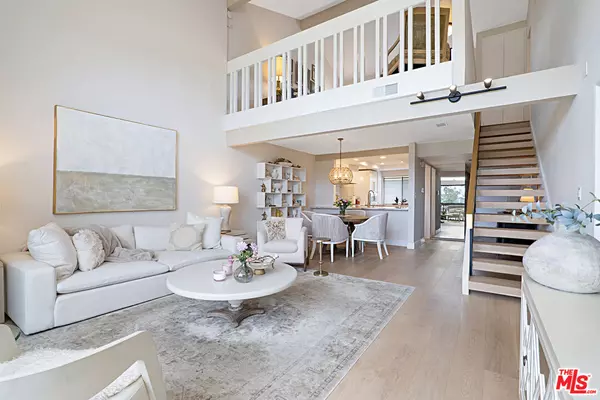 Carlsbad, CA 92009,2502 Navarra Dr #224