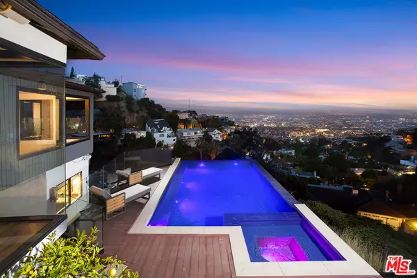 West Hollywood, CA 90069,1733 SUNSET PLAZA DR