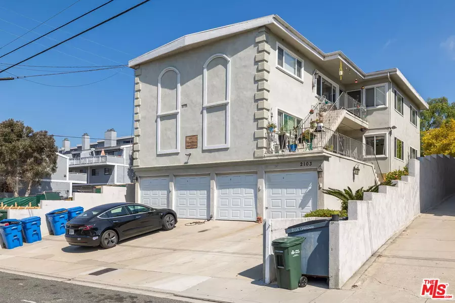 2103 Carnegie Ln, Redondo Beach, CA 90278