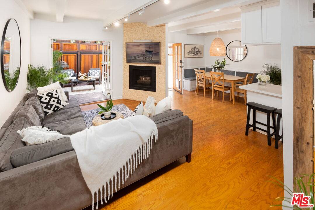 1227 24th St #C, Santa Monica, CA 90404