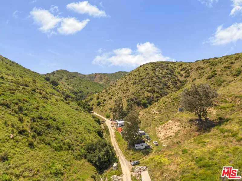 24069 Dayton Canyon Road, West Hills, CA 91304