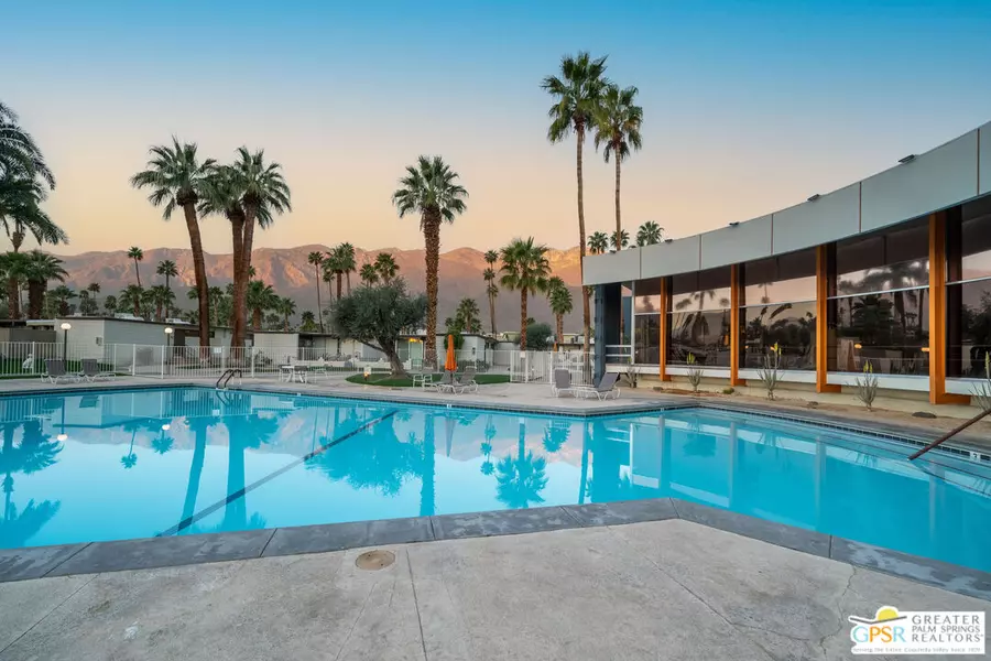 1111 E Palm Canyon Dr #219, Palm Springs, CA 92264