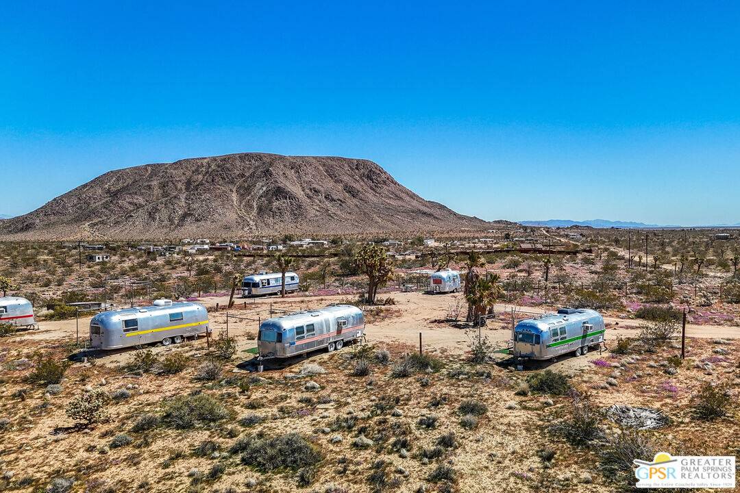 58380 Botkin Rd, Landers, CA 92285
