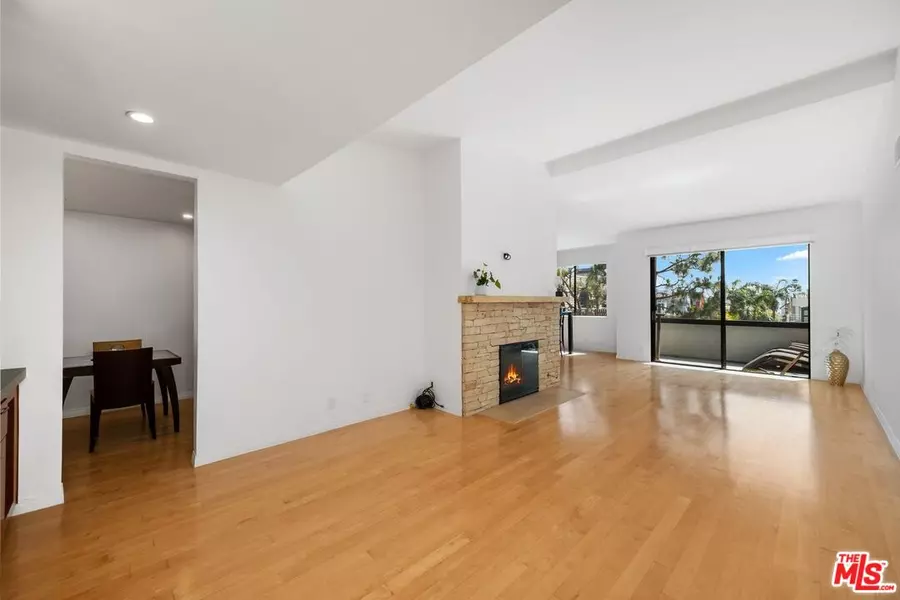 5100 Via Dolce #310, Marina Del Rey, CA 90292