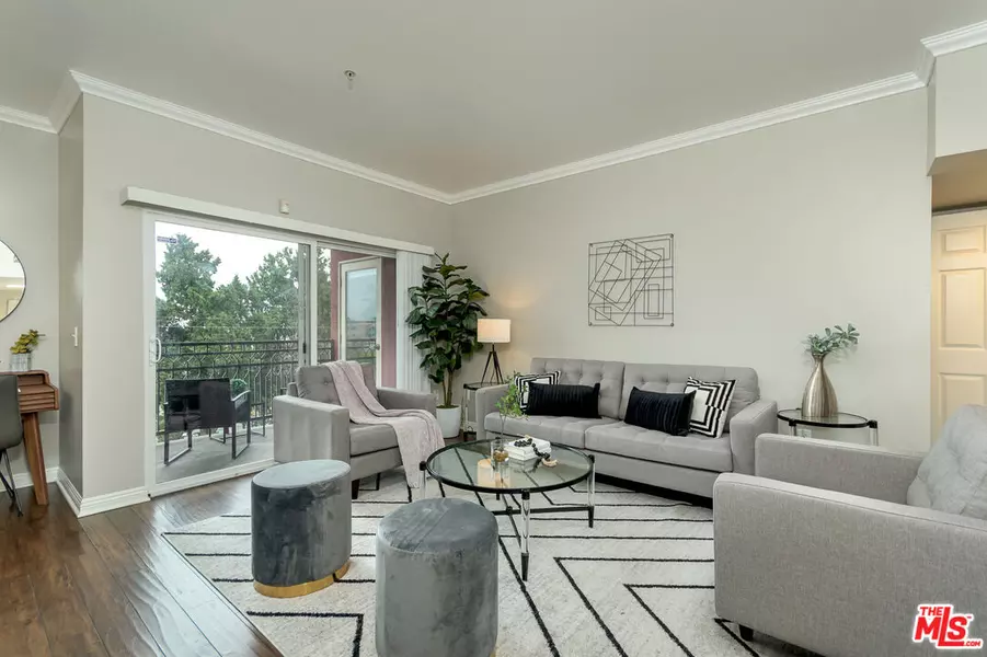 11124 Burbank Blvd #308, North Hollywood, CA 91601