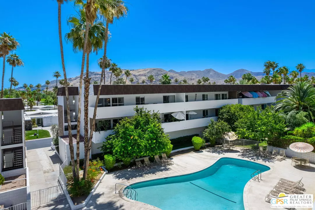 Palm Springs, CA 92264,2393 S Skyview Dr #35