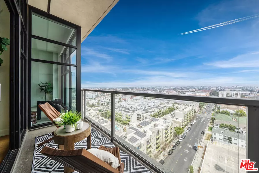 3223 W 6th St #1004, Los Angeles, CA 90020