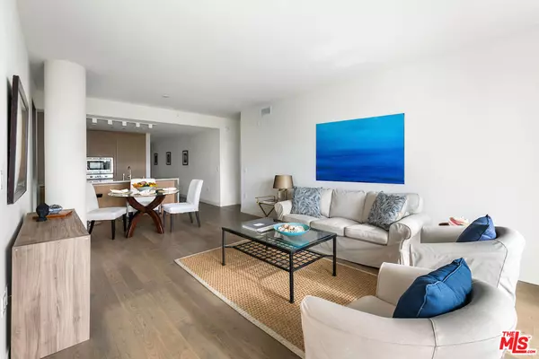 Santa Monica, CA 90401,1755 Ocean Avenue #414