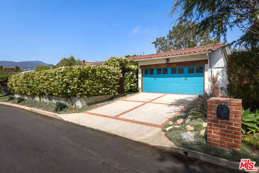360 Aderno Way, Pacific Palisades, CA 90272