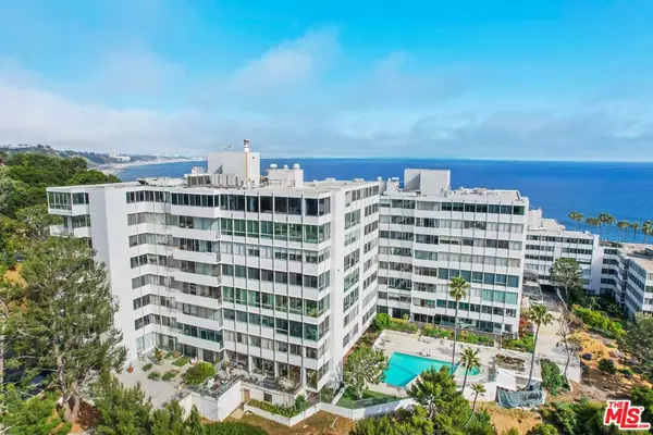 Pacific Palisades, CA 90272,17352 W Sunset Blvd #106