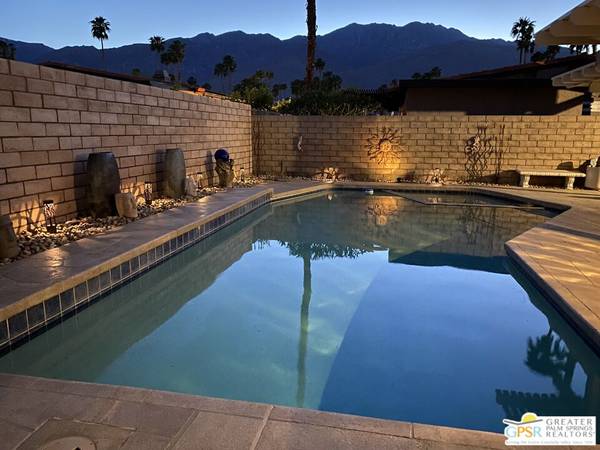 3289 Cambridge Ct, Palm Springs, CA 92264