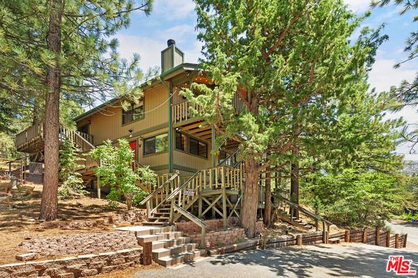 43766 Yosemite Dr, Big Bear Lake, CA 92315