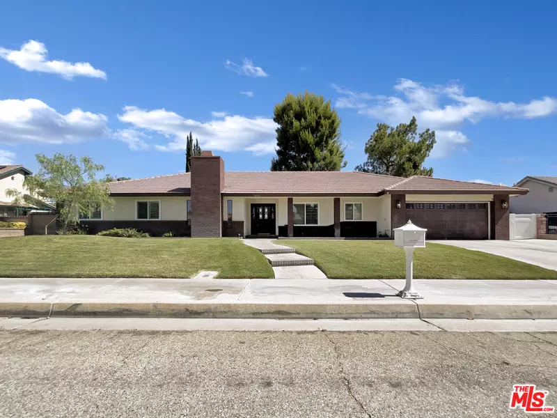 2625 Ryans Pl, Lancaster, CA 93536