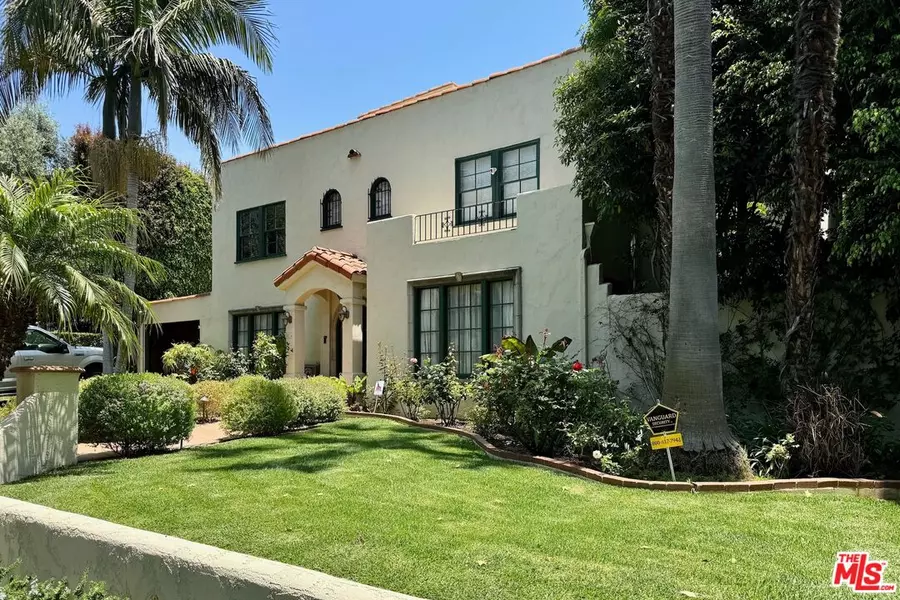 834 Keniston Ave, Los Angeles, CA 90005