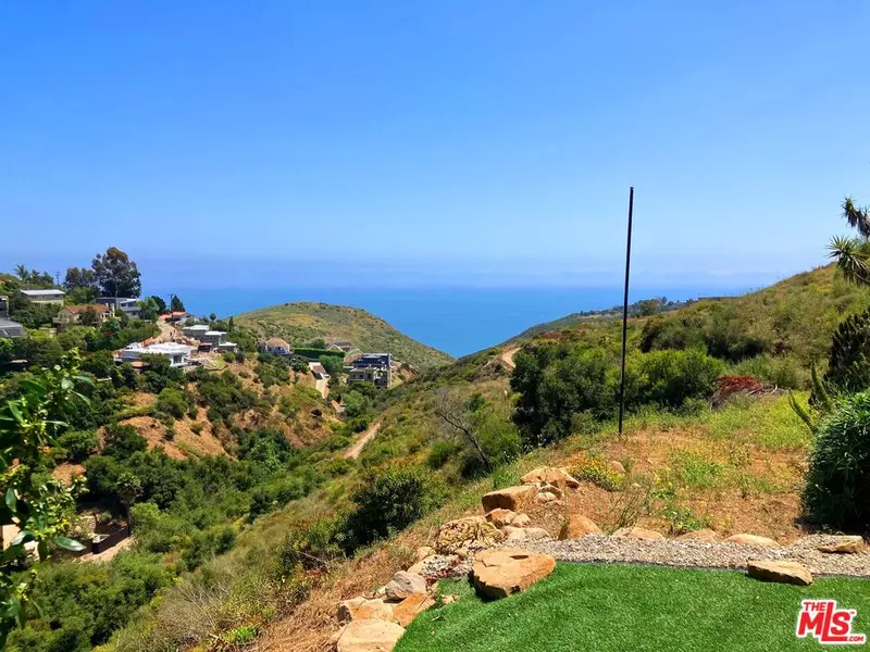 2800 Vista Mar Dr, Malibu, CA 90265